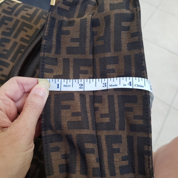 Fendi Authentic Handbag - Picture 6 of 11